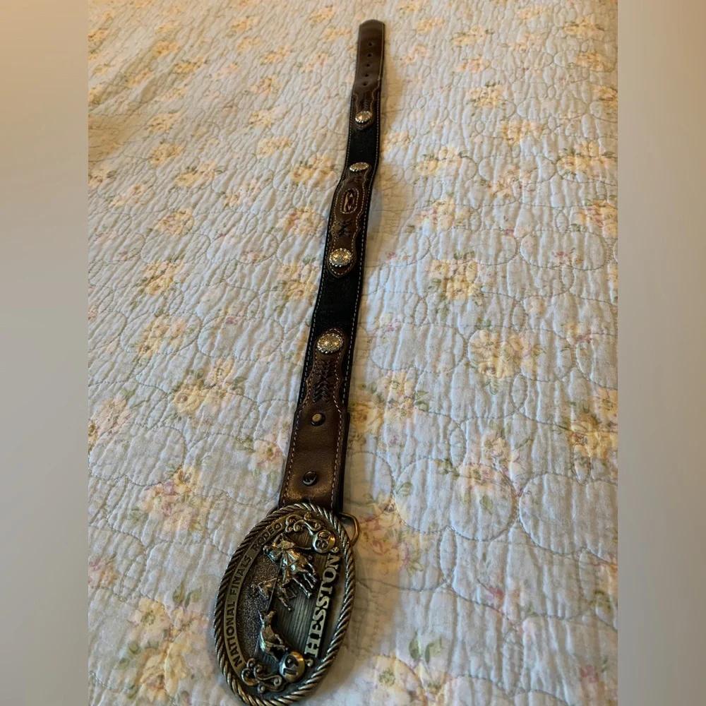Nacona Belt Company leather western child’s belt leather 25 inches, buckle 3 1/4